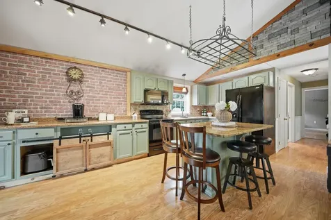 12 Campbell Drive Pelham NH 03076