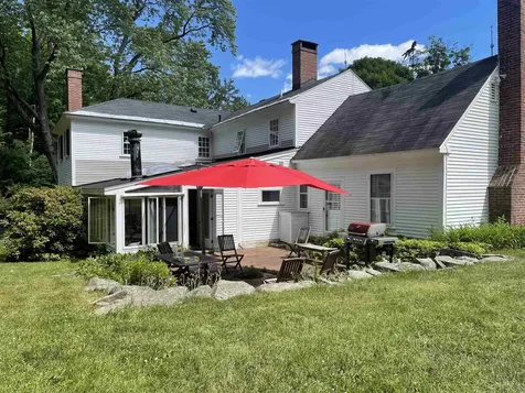 110 Pickpocket Road Brentwood NH 03833