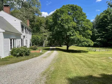 110 Pickpocket Road Brentwood NH 03833