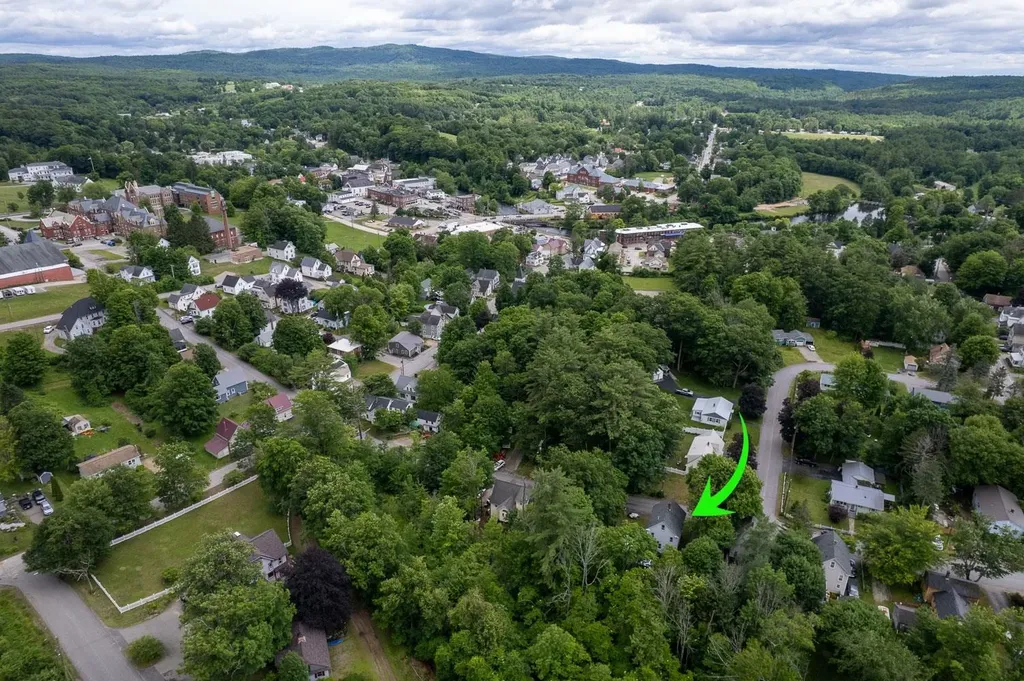 61 High Street Tilton NH 03276