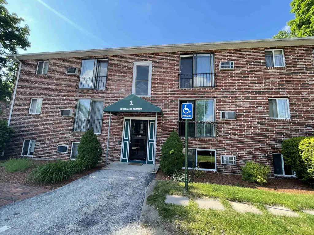 93 West Street Milford NH 03055