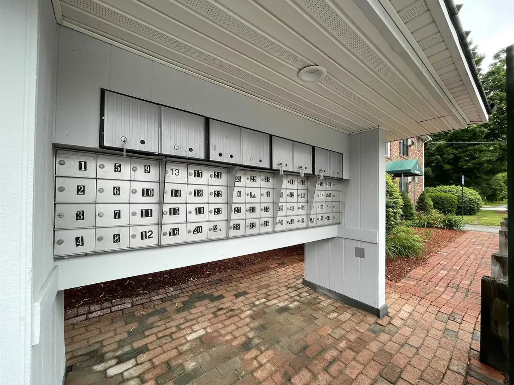 93 West Street Milford NH 03055