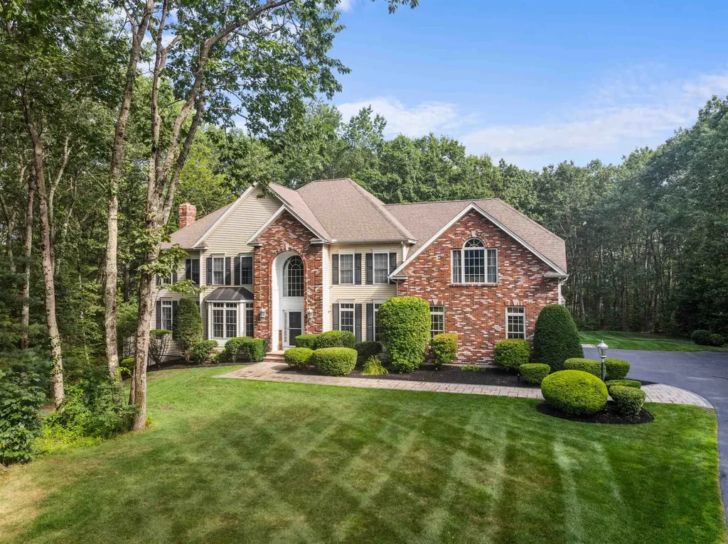36 Northland Road Windham NH 03087