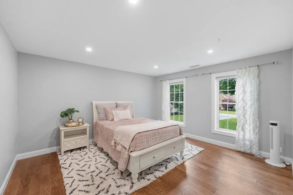 36 Northland Road Windham NH 03087