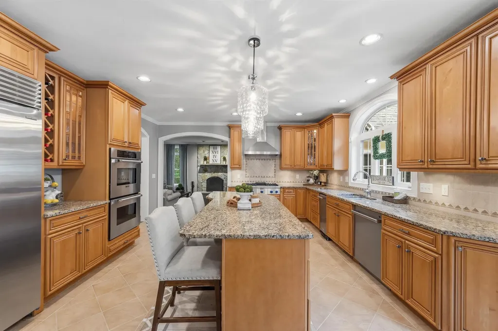 36 Northland Road Windham NH 03087