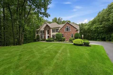 36 Northland Road Windham NH 03087