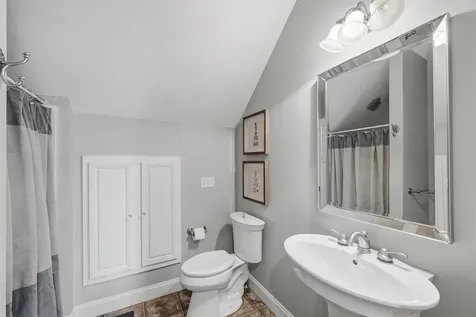 36 Northland Road Windham NH 03087