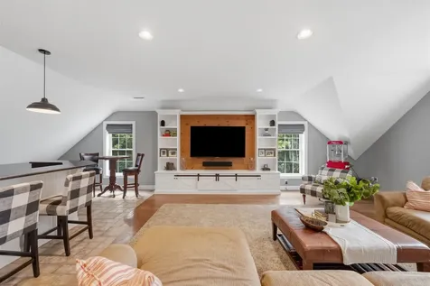 36 Northland Road Windham NH 03087