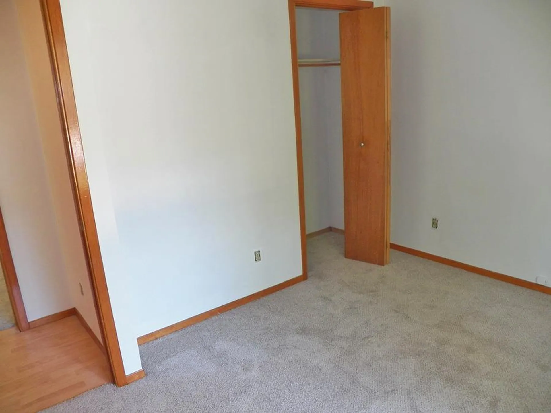 25 Woodlawn Avenue Hillsborough NH 03244