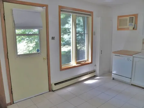25 Woodlawn Avenue Hillsborough NH 03244