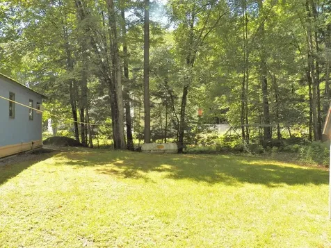 25 Woodlawn Avenue Hillsborough NH 03244