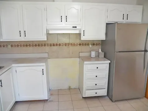 25 Woodlawn Avenue Hillsborough NH 03244