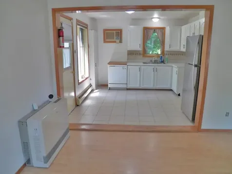 25 Woodlawn Avenue Hillsborough NH 03244