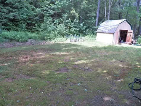 25 Woodlawn Avenue Hillsborough NH 03244