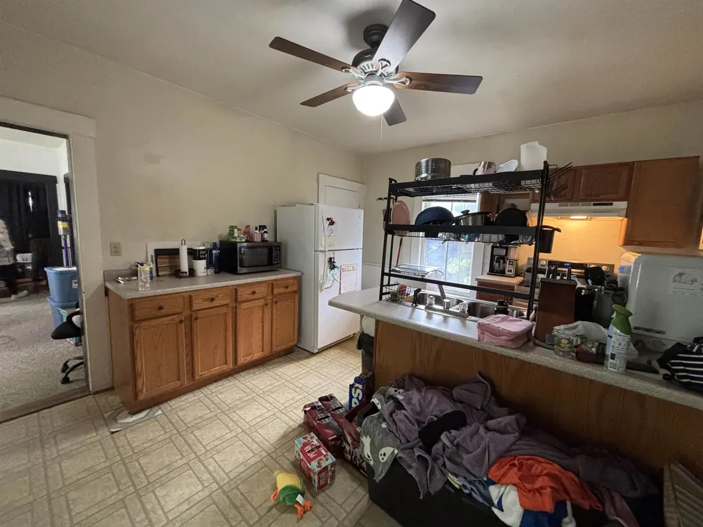 164 Pleasant Street Claremont NH 03743-3157