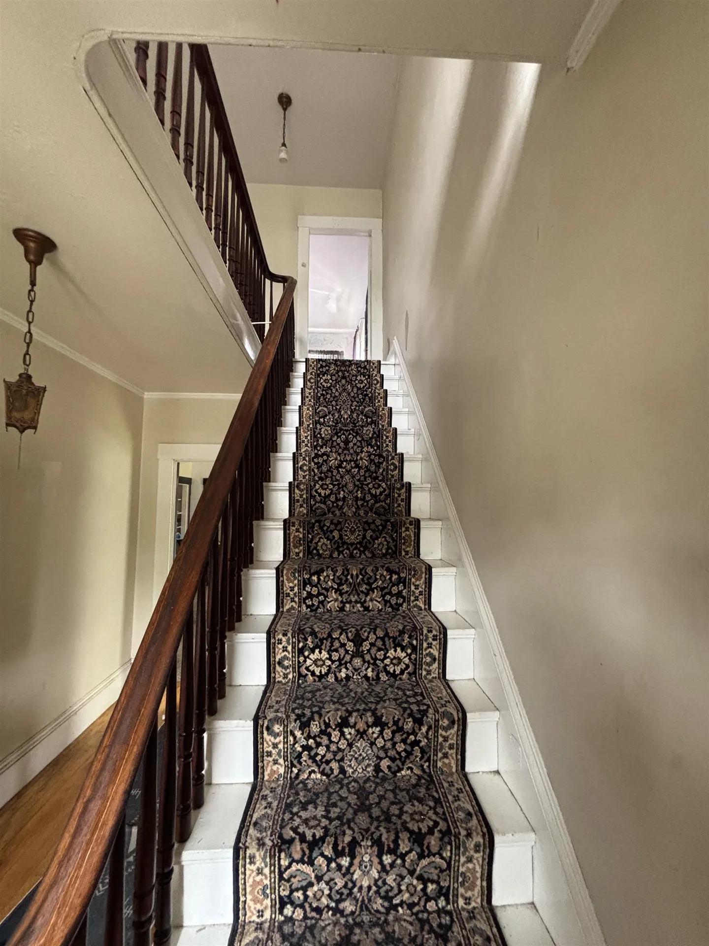 164 Pleasant Street Claremont NH 03743-3157