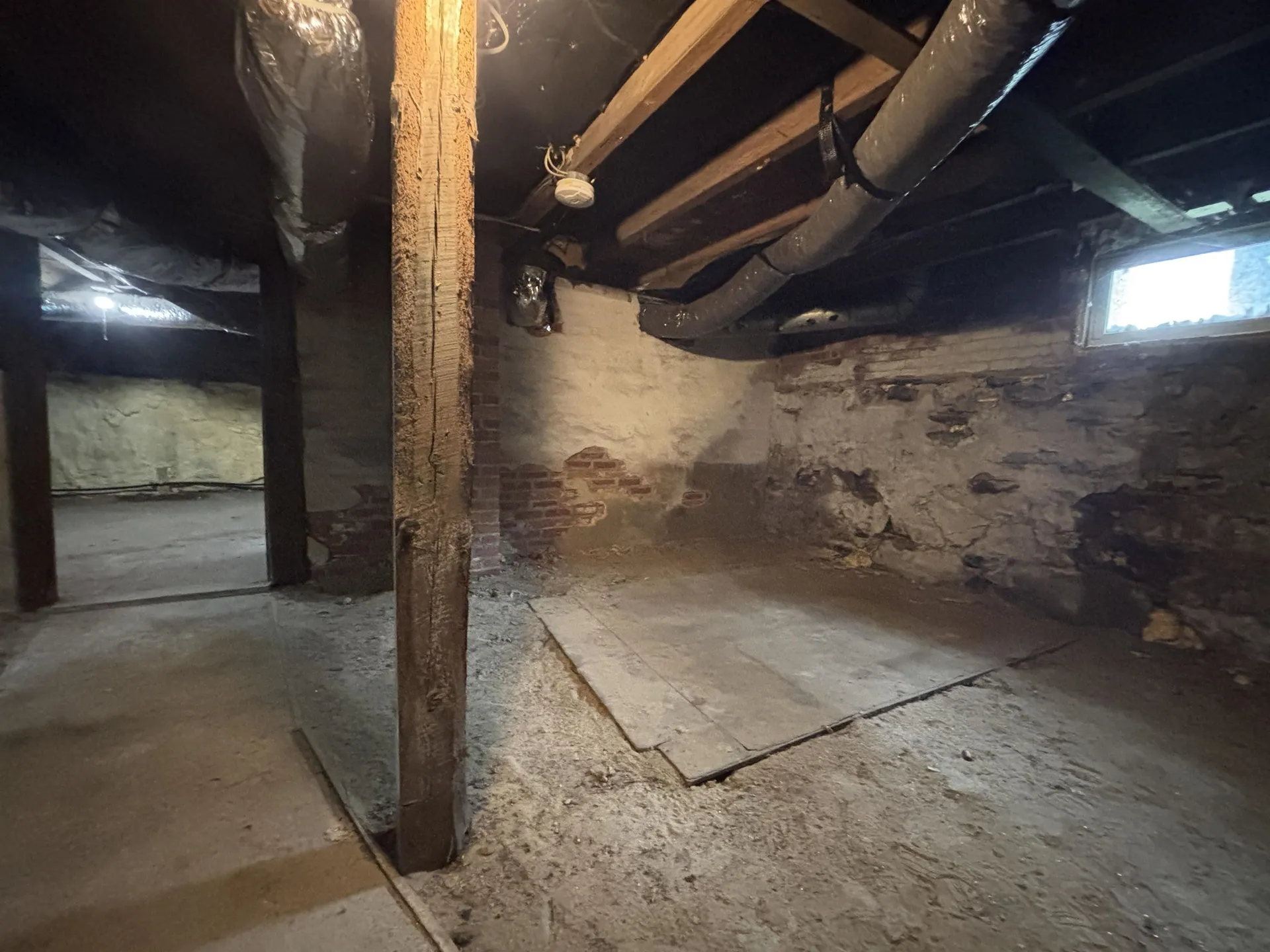 164 Pleasant Street Claremont NH 03743-3157