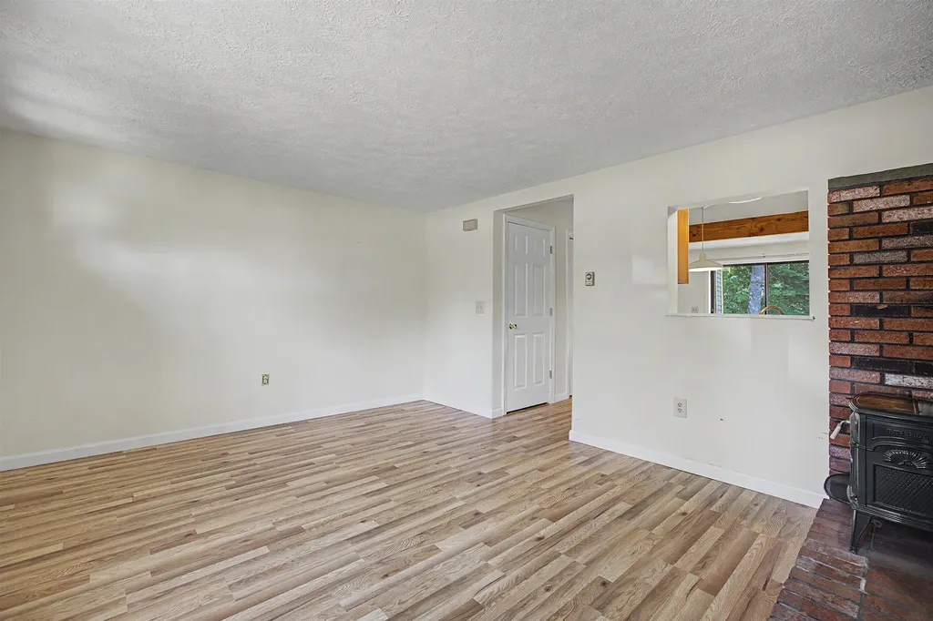 75 Lakewood Pines Road Bristol NH 03222