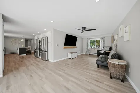 4B Whittier Drive Seabrook NH 03874