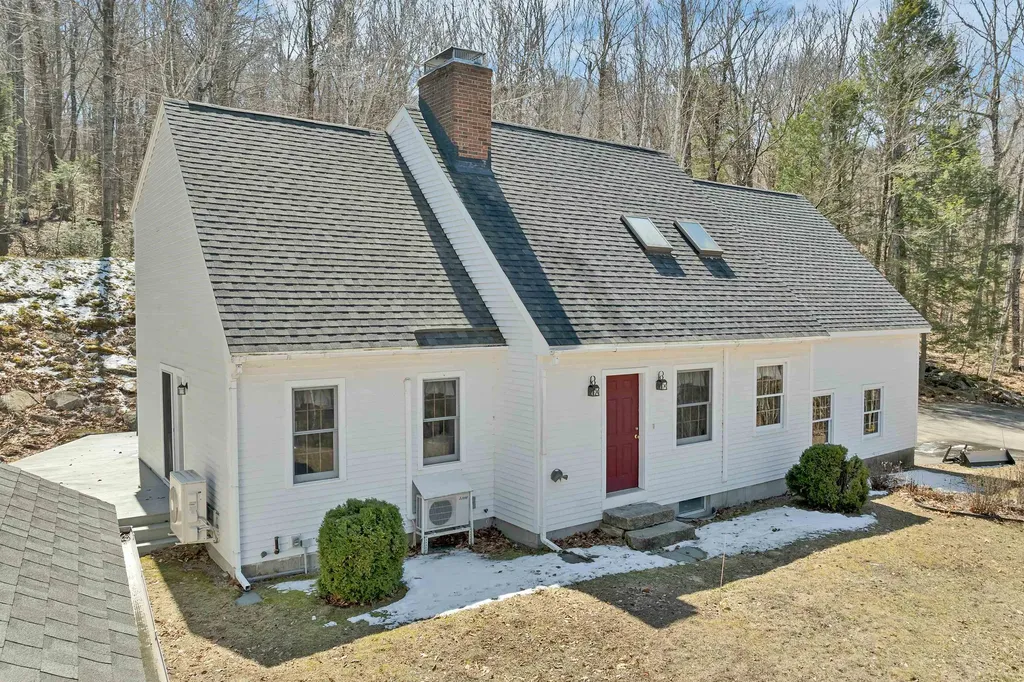 204 Cherry Valley Road Alton NH 03810