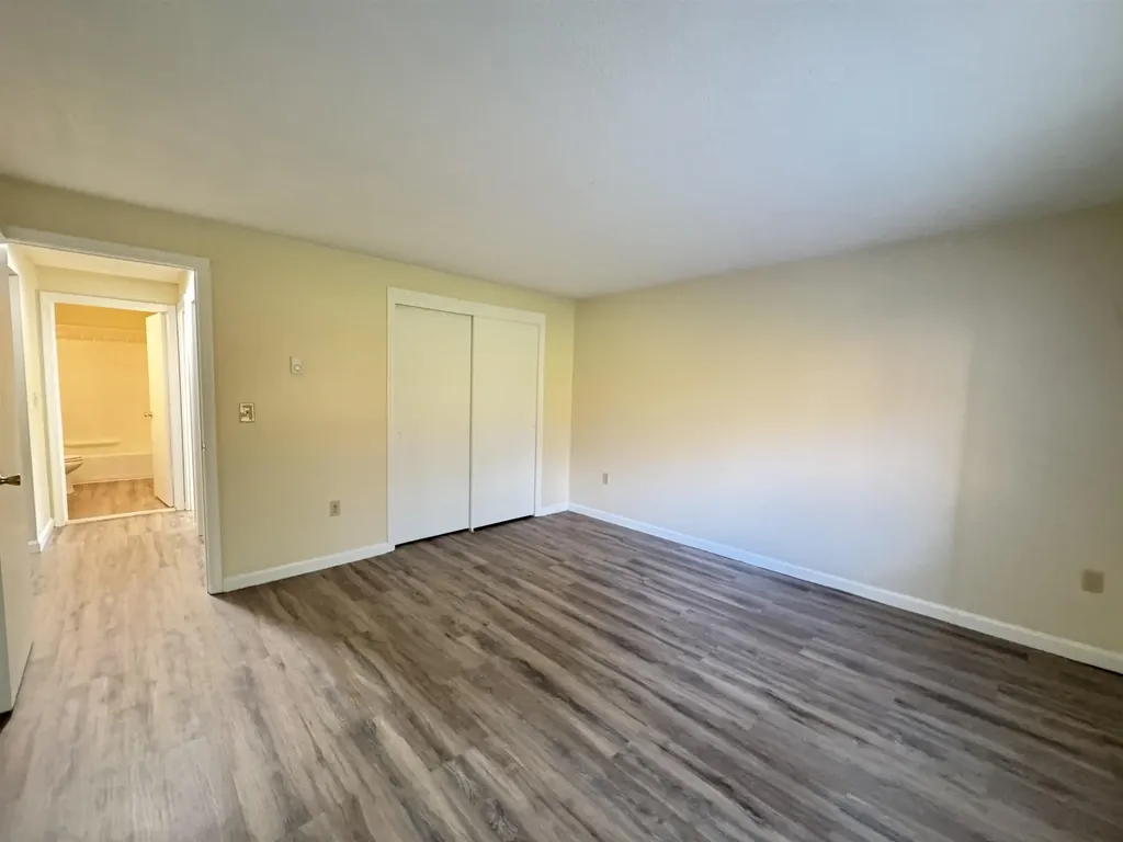 95 Powers Street Milford NH 03055