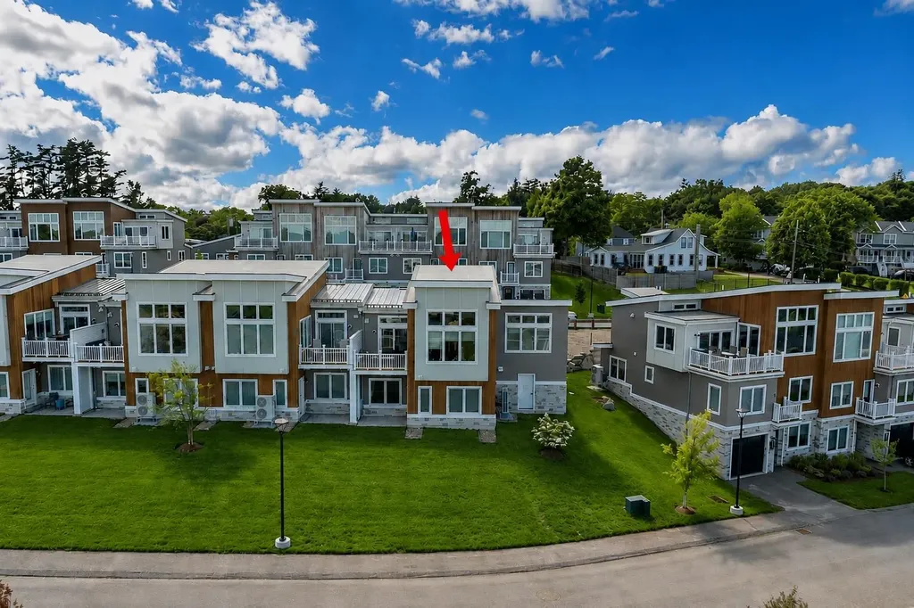 49 Vantage Point Drive Laconia NH 03246