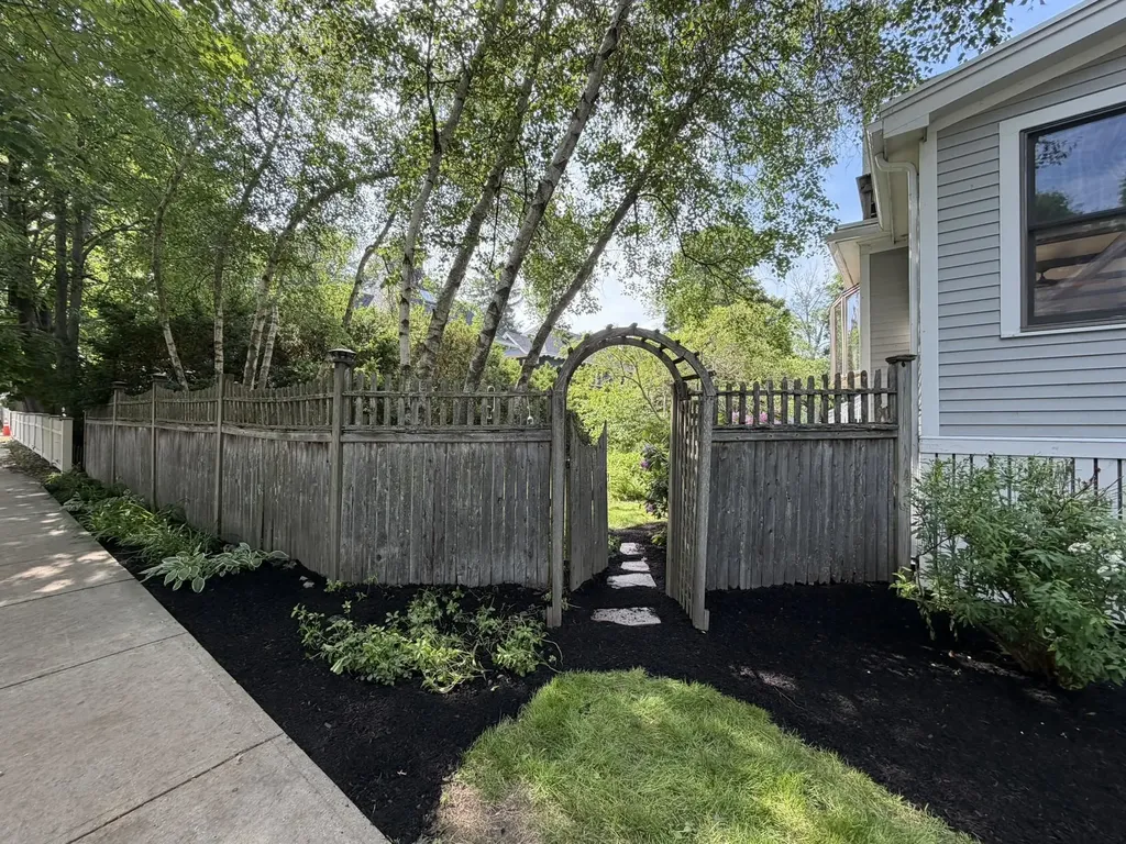 635 Lincoln Avenue Portsmouth NH 03801