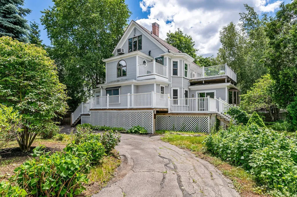 635 Lincoln Avenue Portsmouth NH 03801