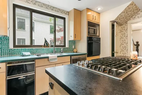 635 Lincoln Avenue Portsmouth NH 03801