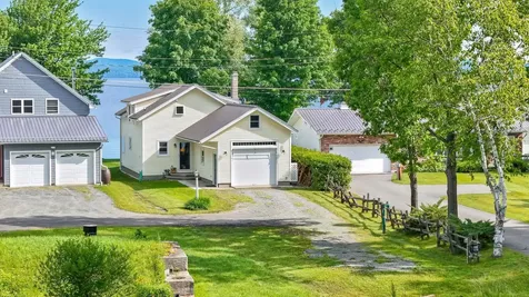 80 Smugglers Road Newport City VT 05855