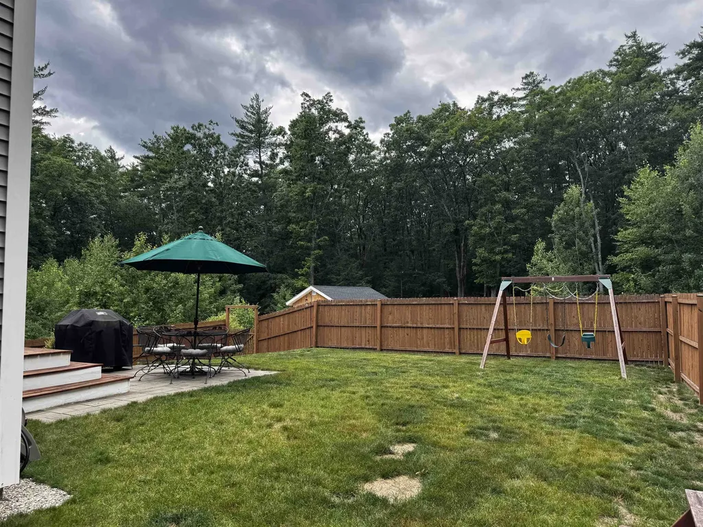 7 Brandy Rock Road Derry NH 03038