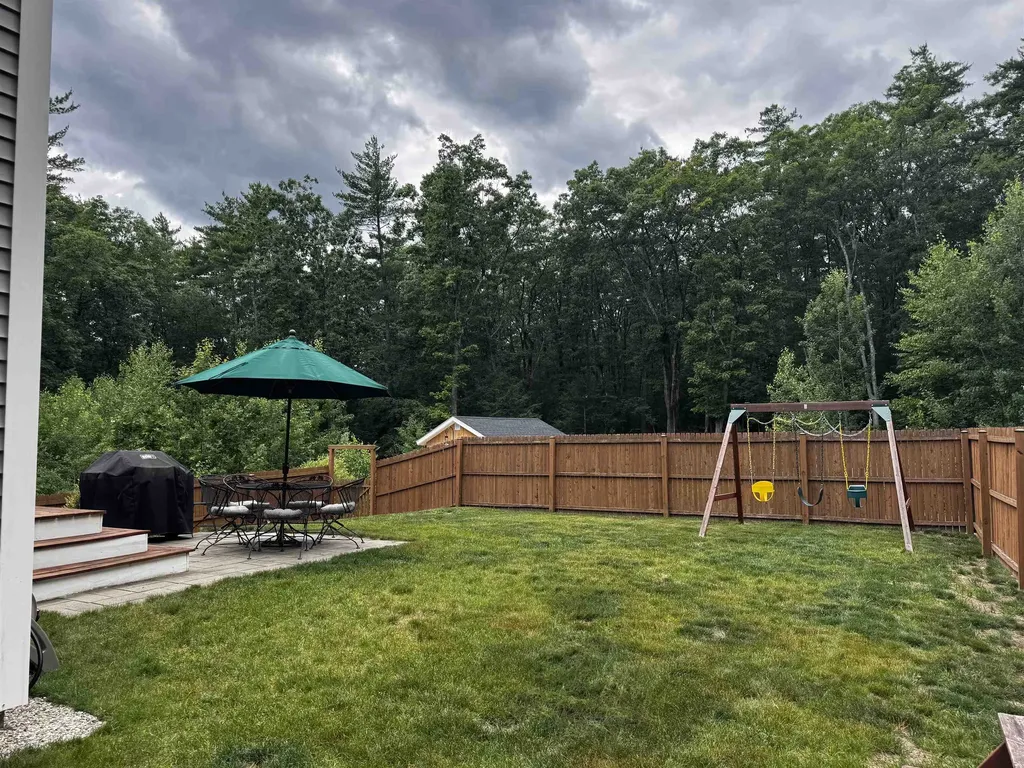 7 Brandy Rock Road Derry NH 03038