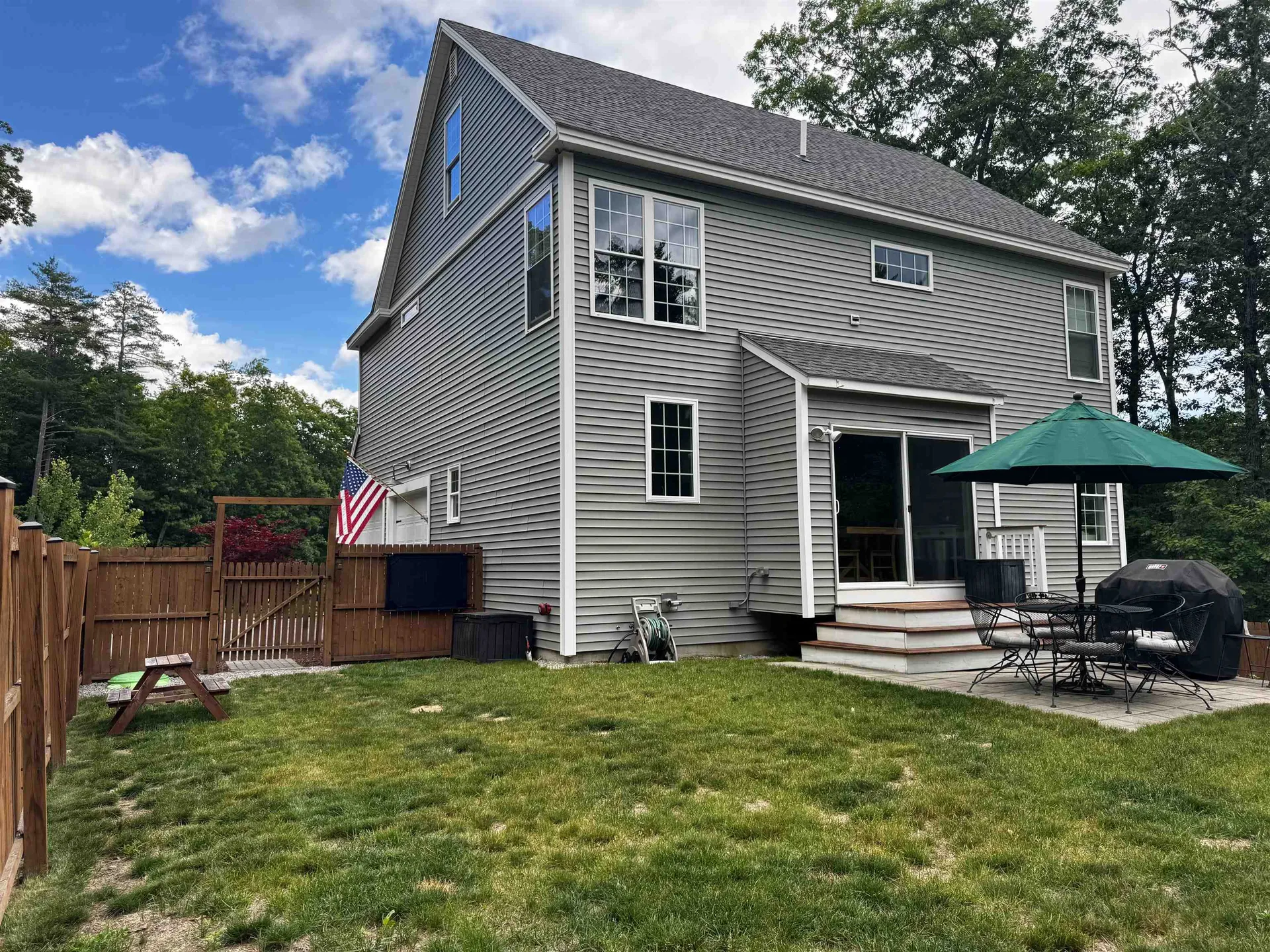 7 Brandy Rock Road Derry NH 03038
