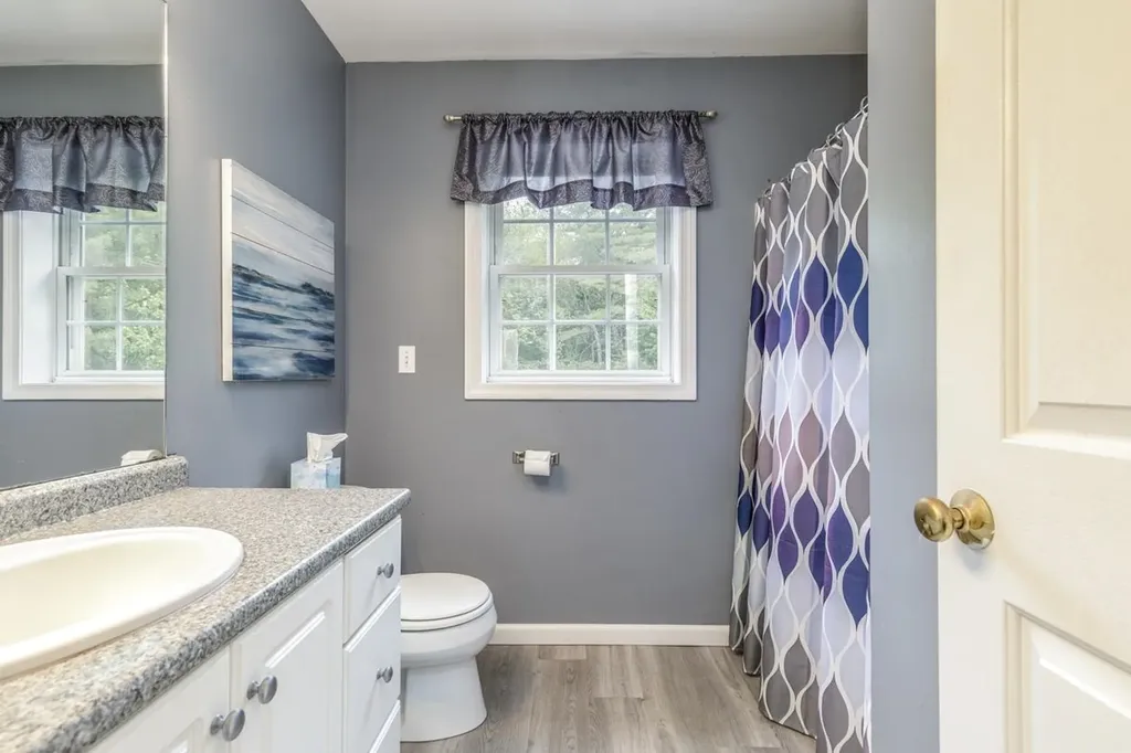9 Misty Lane Hooksett NH 03106