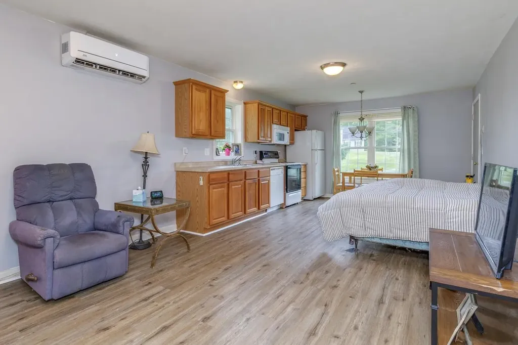 9 Misty Lane Hooksett NH 03106