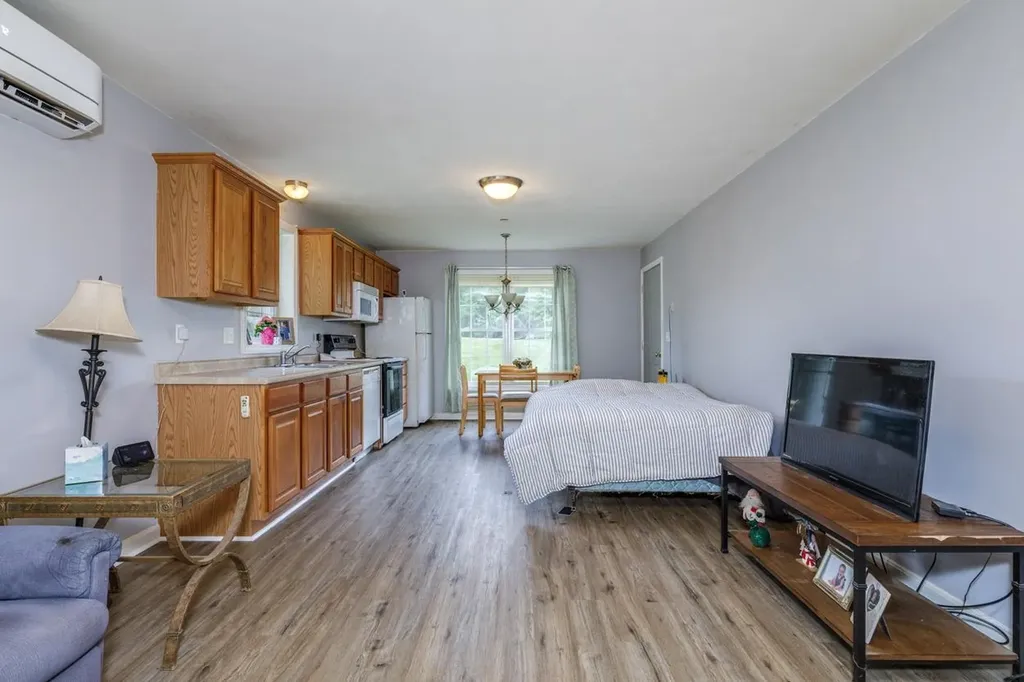 9 Misty Lane Hooksett NH 03106