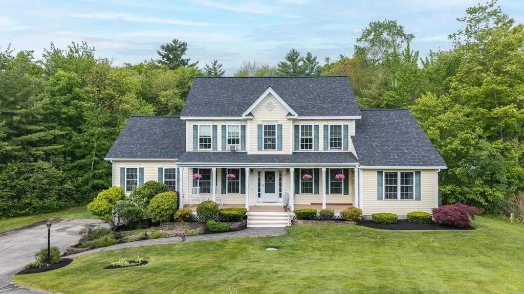 9 Misty Lane Hooksett NH 03106