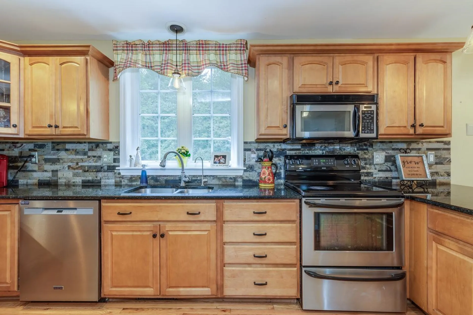 9 Misty Lane Hooksett NH 03106