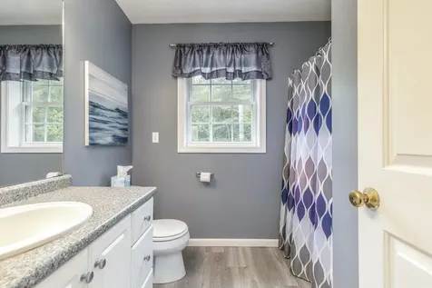 9 Misty Lane Hooksett NH 03106