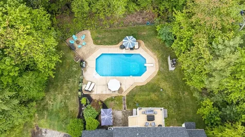9 Misty Lane Hooksett NH 03106