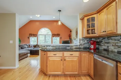 9 Misty Lane Hooksett NH 03106