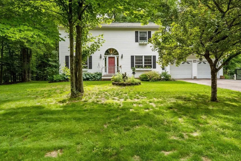 42 Deer Run Milton VT 05468