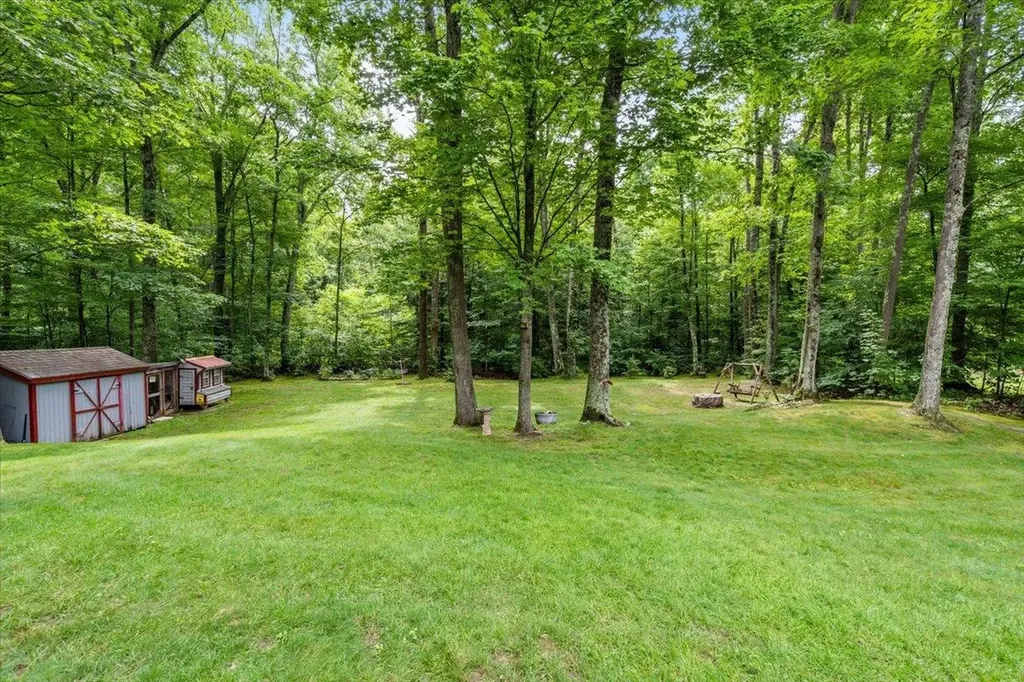 42 Deer Run Milton VT 05468