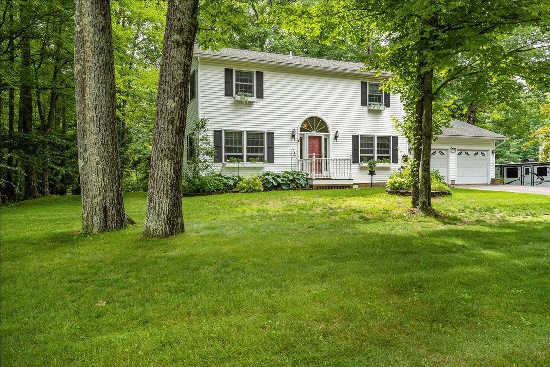 Milton VT, 42 Deer Run