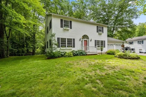 42 Deer Run Milton VT 05468