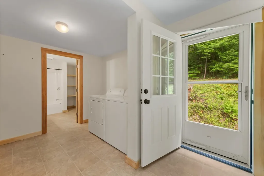 4 Carter Mountain Road New Hampton NH 03256