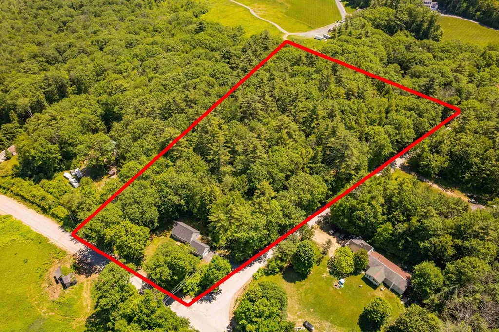 4 Carter Mountain Road New Hampton NH 03256