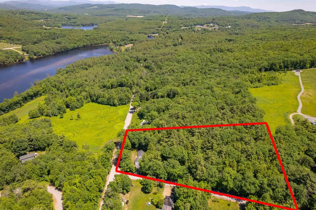 4 Carter Mountain Road New Hampton NH 03256