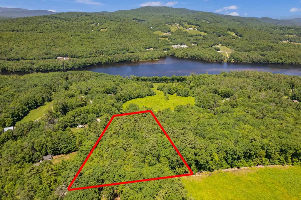 4 Carter Mountain Road New Hampton NH 03256