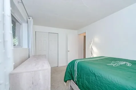 5 Lancelot Court Salem NH 03079